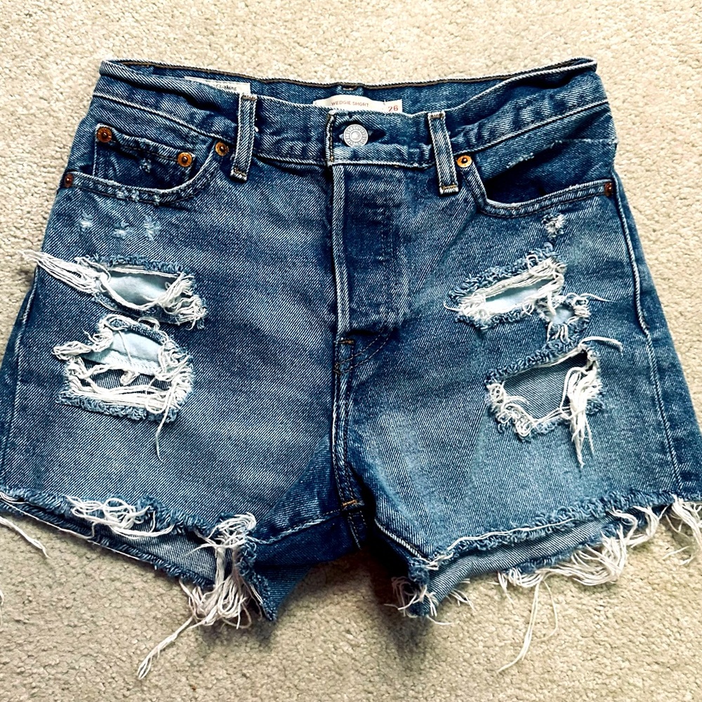 Levi’s Distressed Denim Women's Shorts